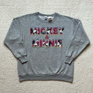 Vintage 90s Disney Mickey & Minnie Crewneck